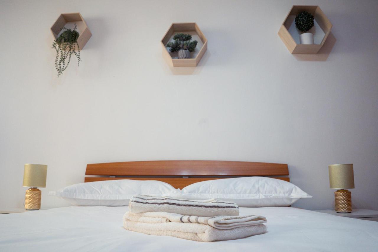Apartament Milcov グラ・フモアルルイ エクステリア 写真